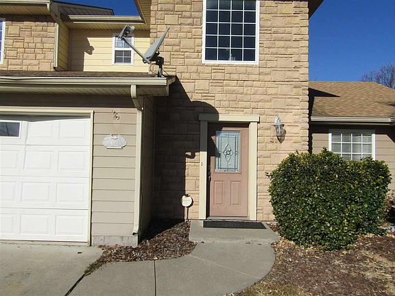 3rd image of 622 Seitz Ct