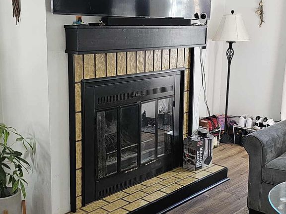 3rd image of 2638 Poe Ave SW