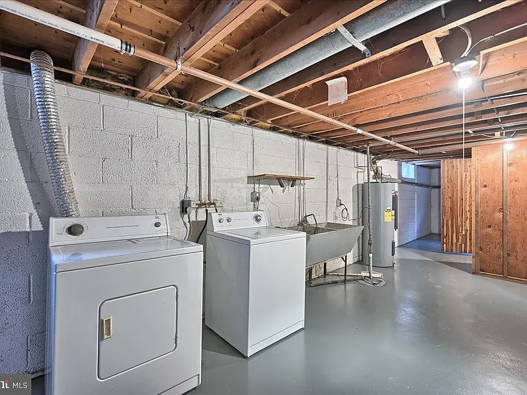 22 Chestnut St — Photo 7