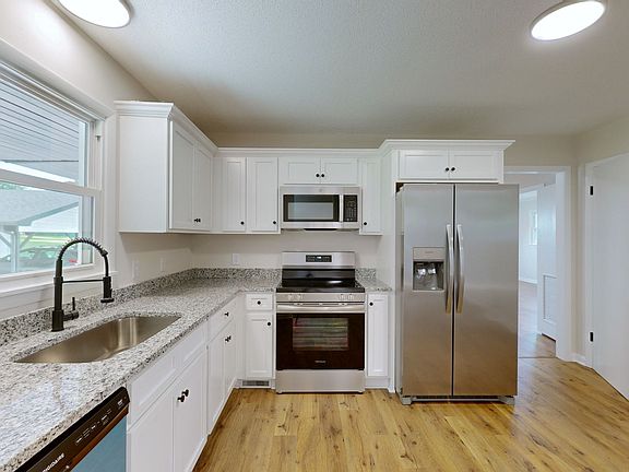 2nd image of 1517 S Cannon Blvd