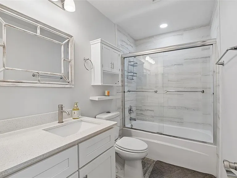 5440 Leahy Ln — Photo 18