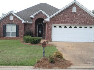 106 Prewitt Cir, Richland, MS 39218