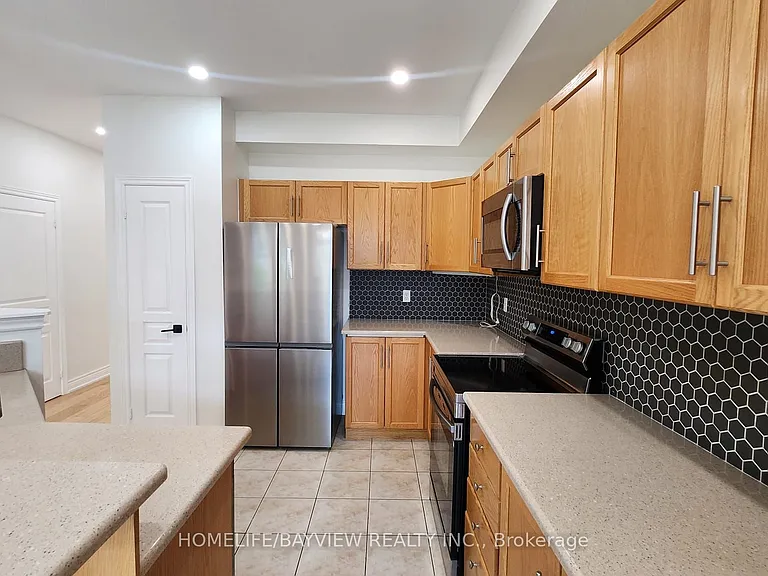 51 Waldron Cres #MAIN — Photo 8