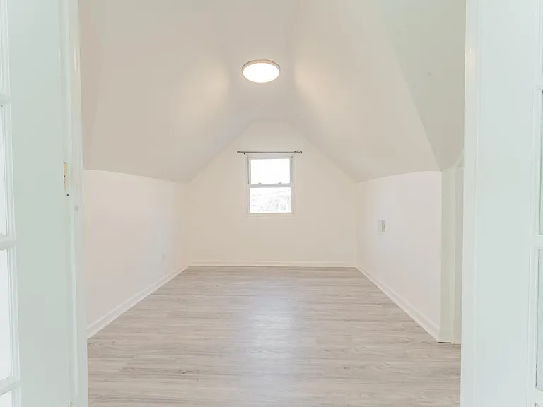 516 North St — Photo 22