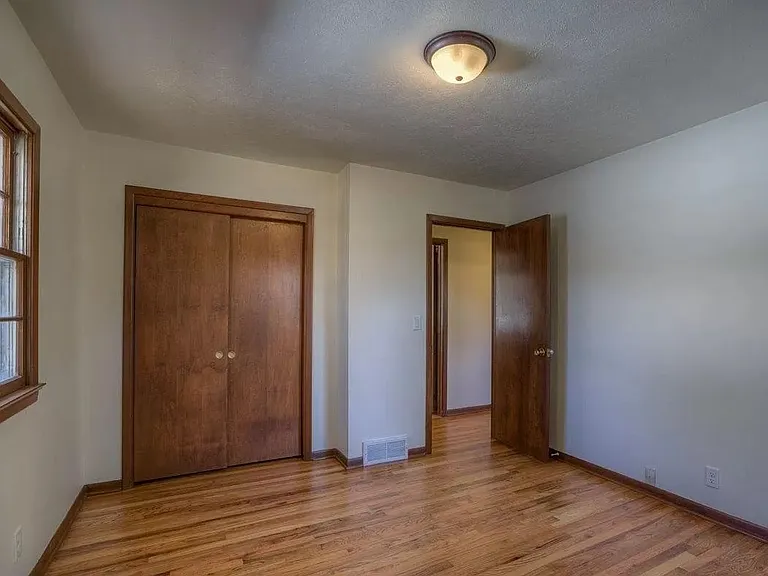 308 Garden Ave — Photo 9