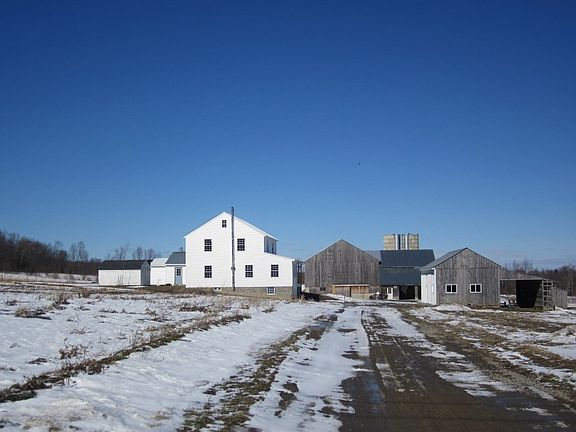 3rd image of 8817 County Road 74