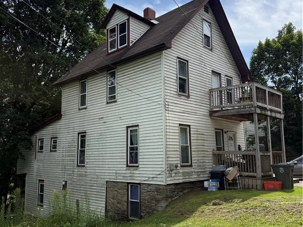 196 Falconer St, Jamestown, NY 14701