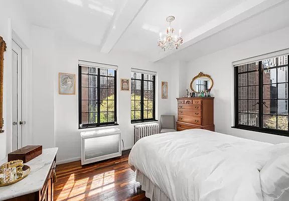 3rd image of 45 Tudor City Pl APT 718