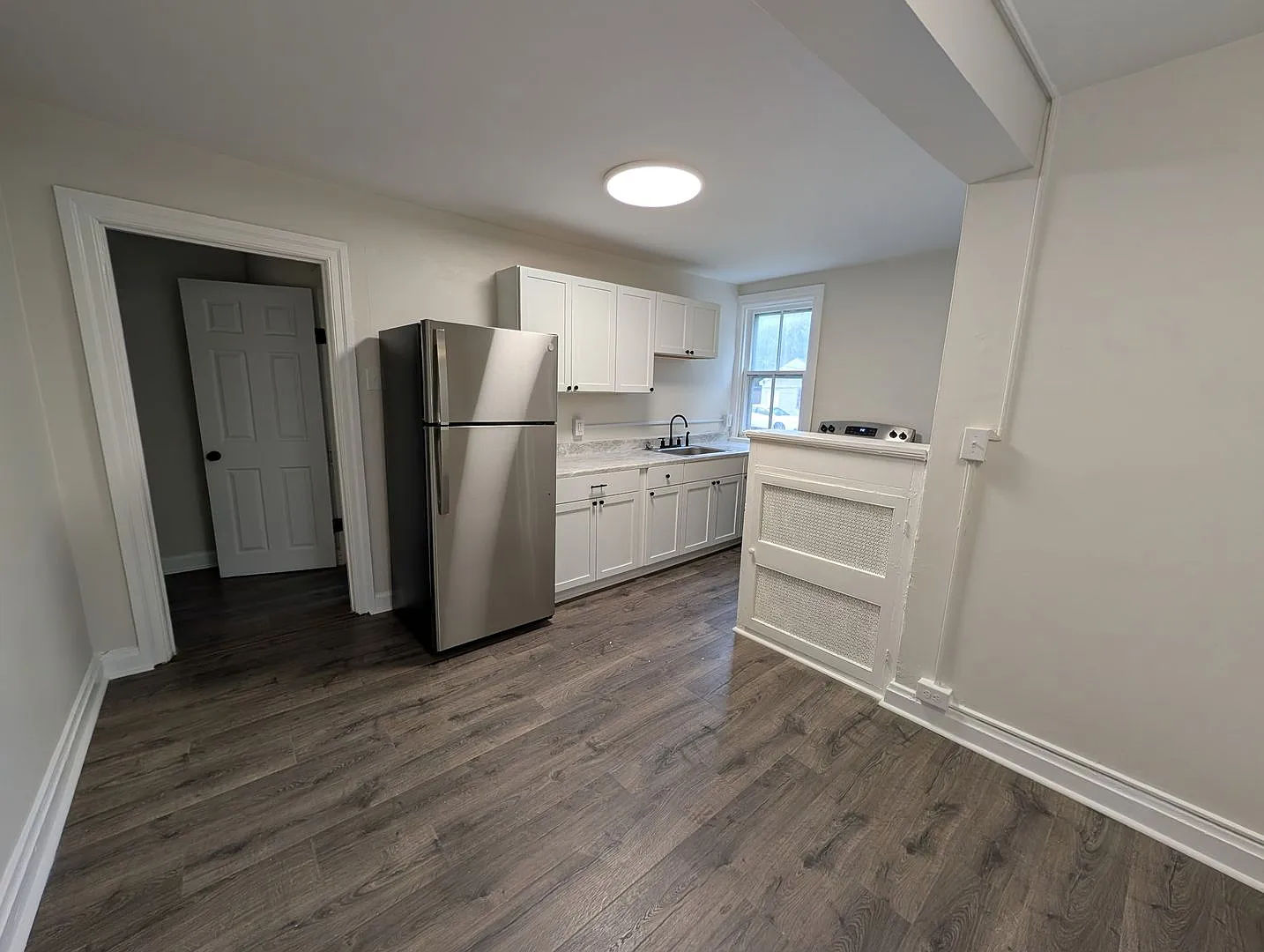 (104) 133-135 Summit Ave — Photo 1