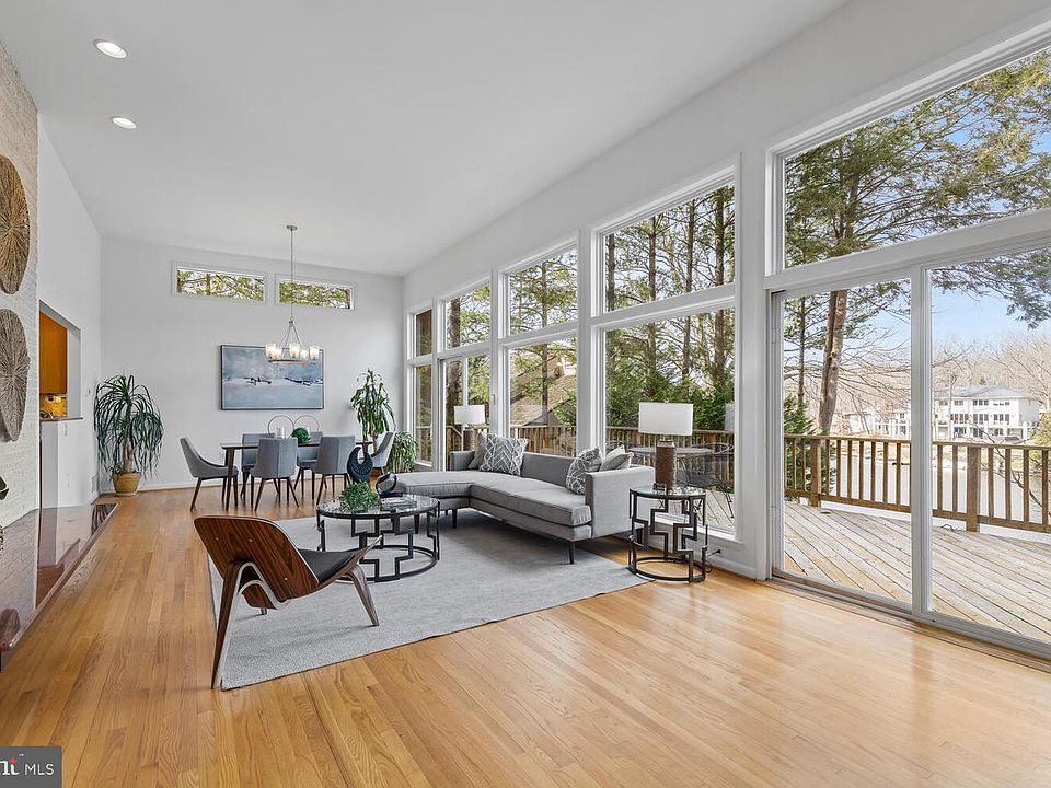 1st image of 6408 Lakeview Dr