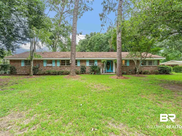 4051 Canal Cir E, Mobile, AL 36619
