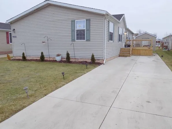 3686 Watermill Ln, Carleton, MI 48117