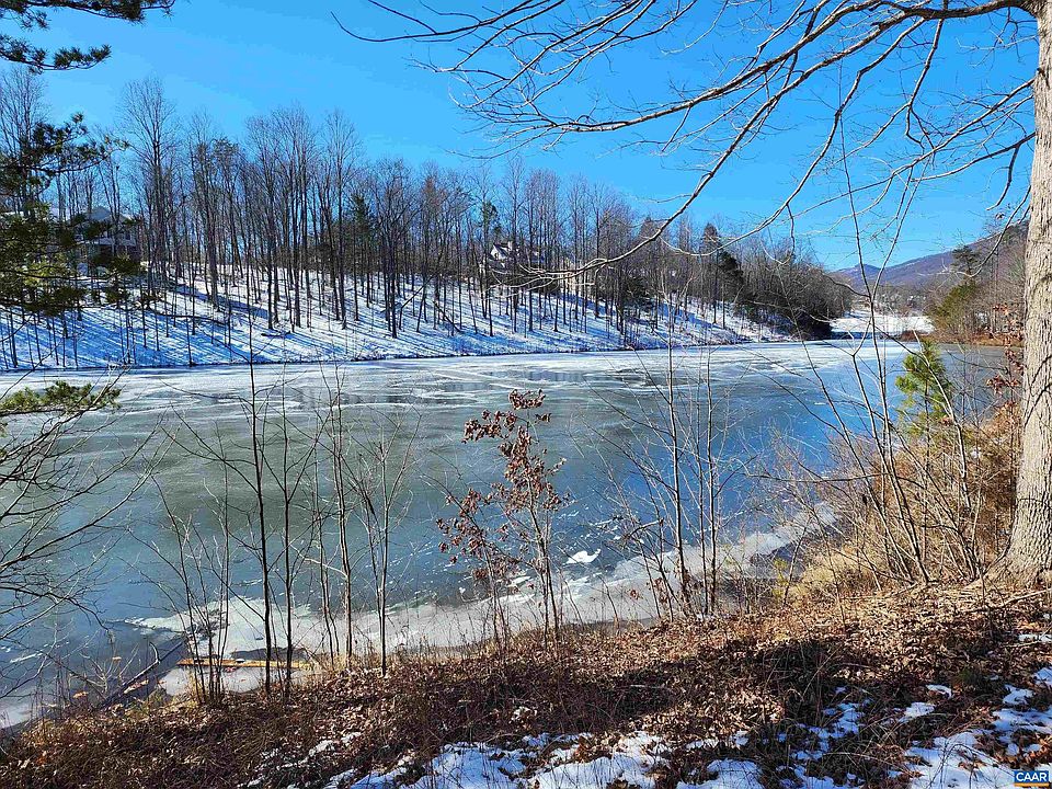 1st image of 14C Waters Edge Ln