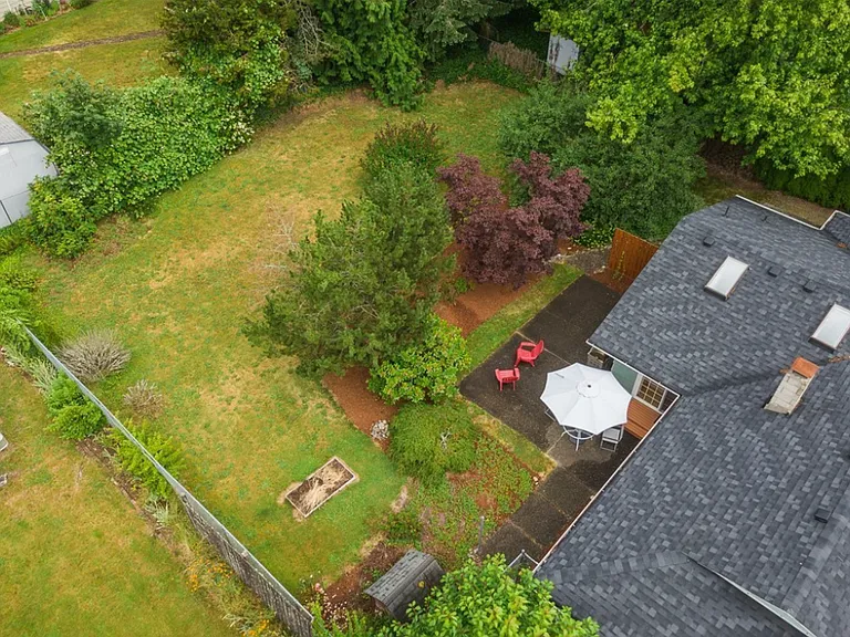 1319 Gemini St SE — Photo 26