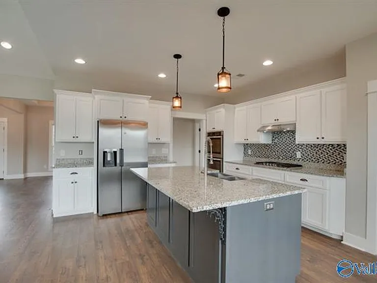 1837 Saddle Trace Ln SE — Photo 5