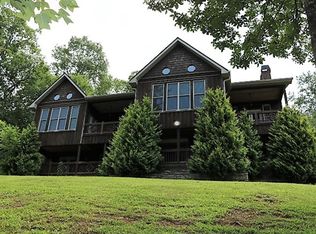 79 Holbrook Branch Ln, Franklin, NC 28734