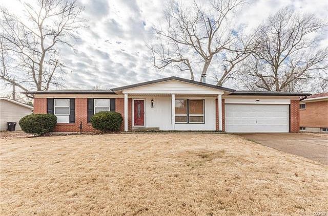1st image of 610 Lawnview Dr