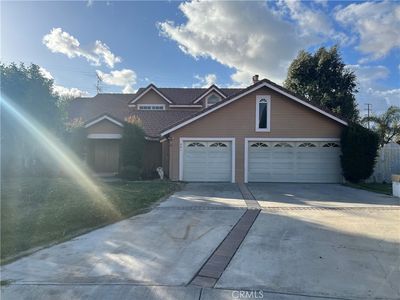 991 Latham St, Colton, CA, 92324