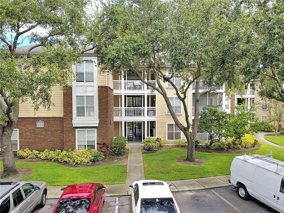 1st image of 4211 Chatham Oak Ct APT 121