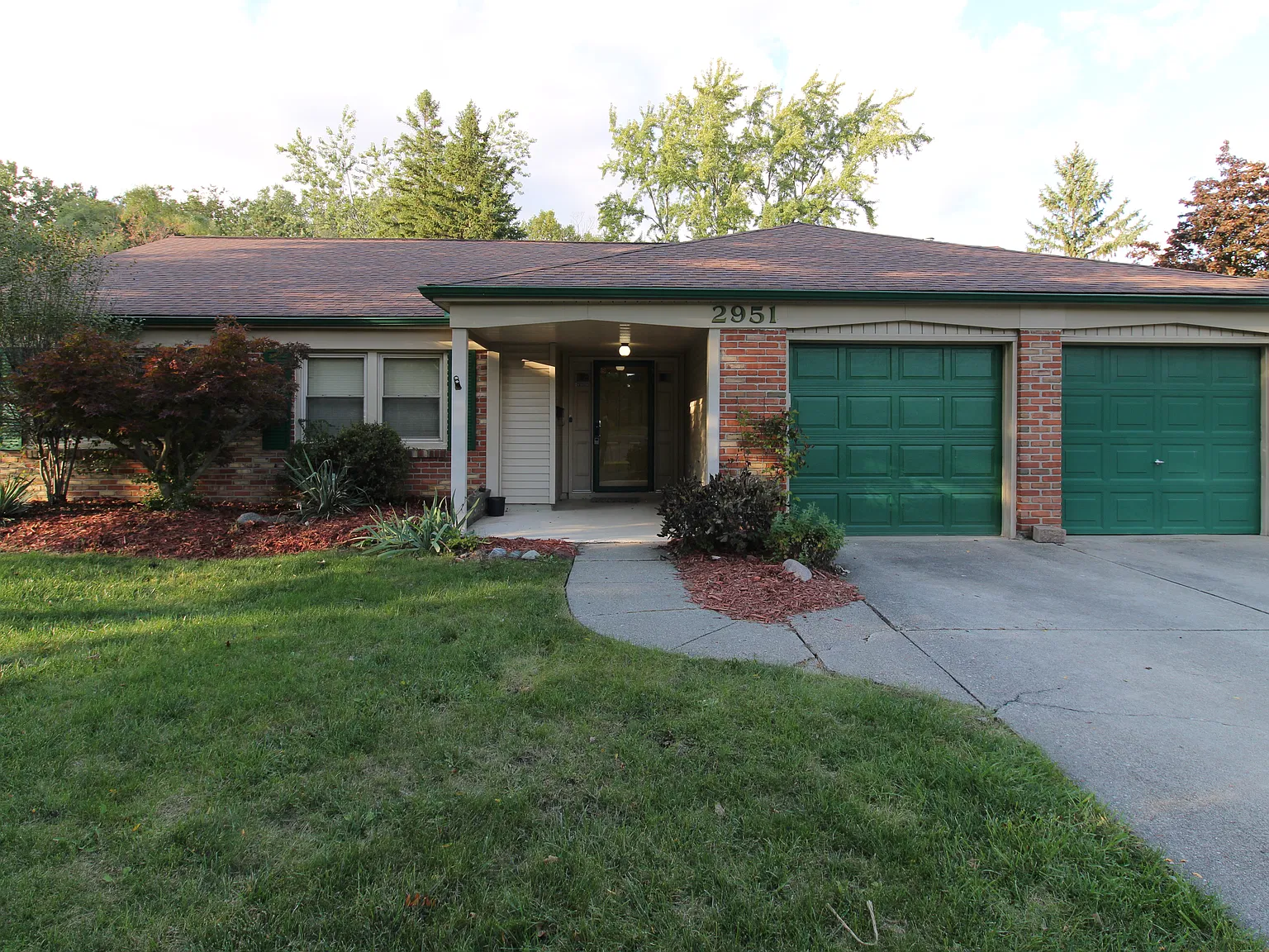 4 bed, 1807 sqft, $2,500 — Photo 3