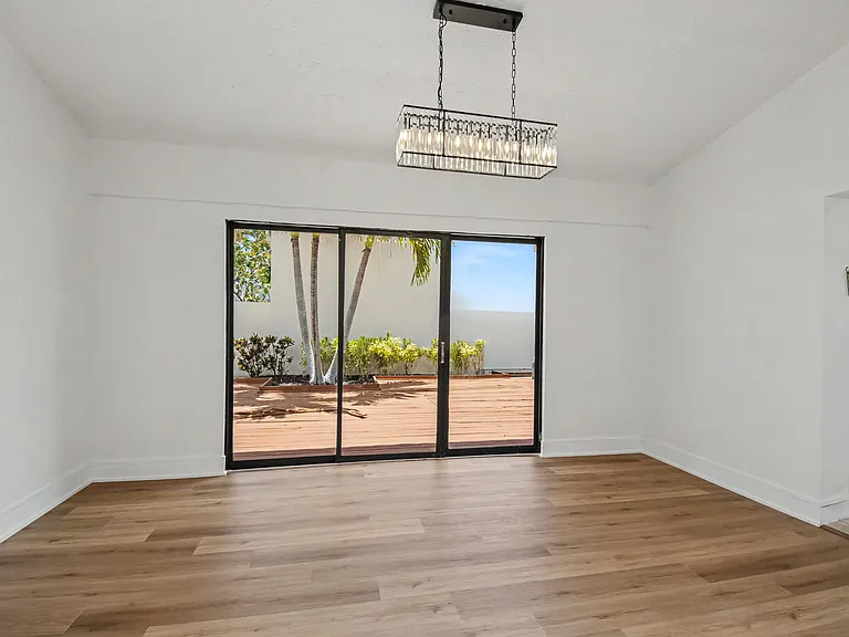 21440 Campo Allegro Dr — Photo 22