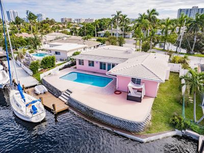 2425 SE 12th Street, Pompano Beach, FL, 33062