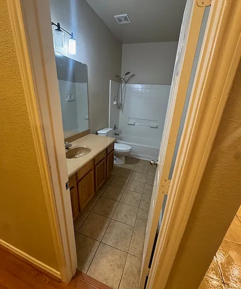 2733 La Jolla Ct — Photo 10