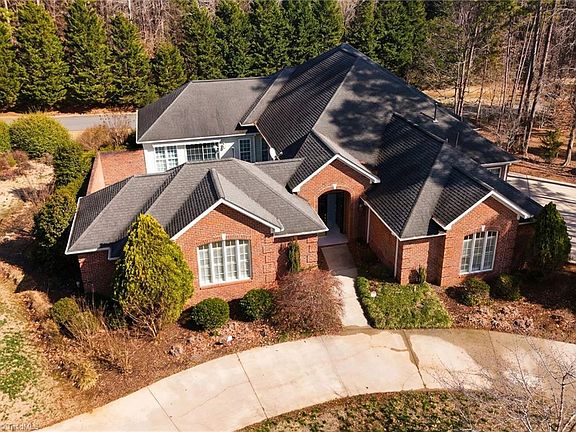 2nd image of 2650 Fox Ridge Rd