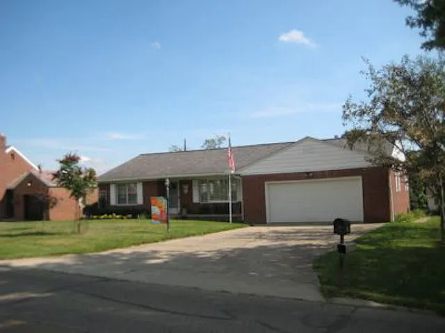 349 Pohlman Rd photo 1