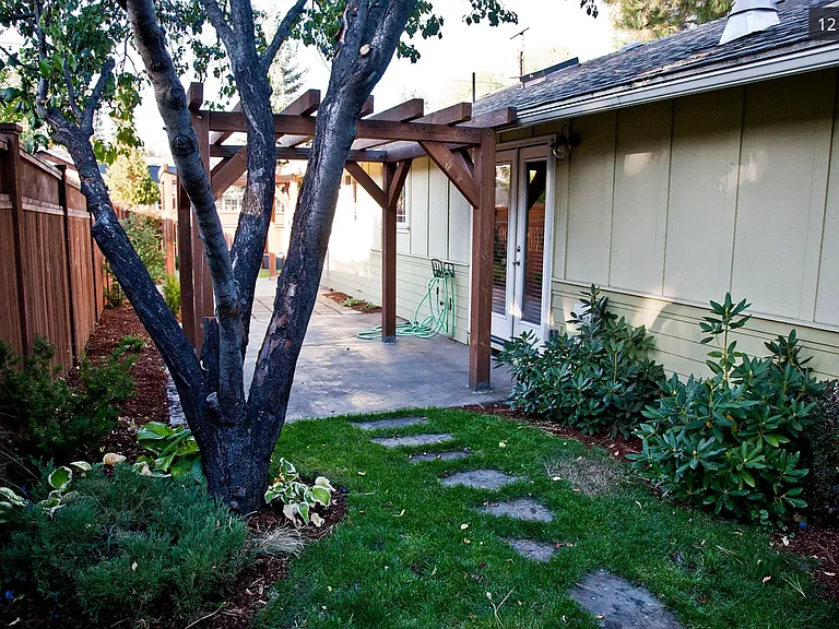 1306 NW Fresno Ave — Photo 18