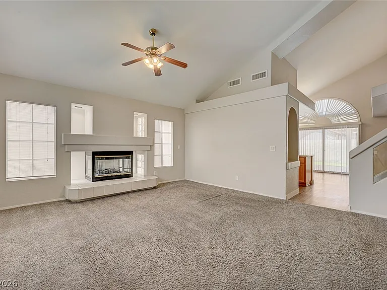 8752 Raindrop Canyon Ave — Photo 4