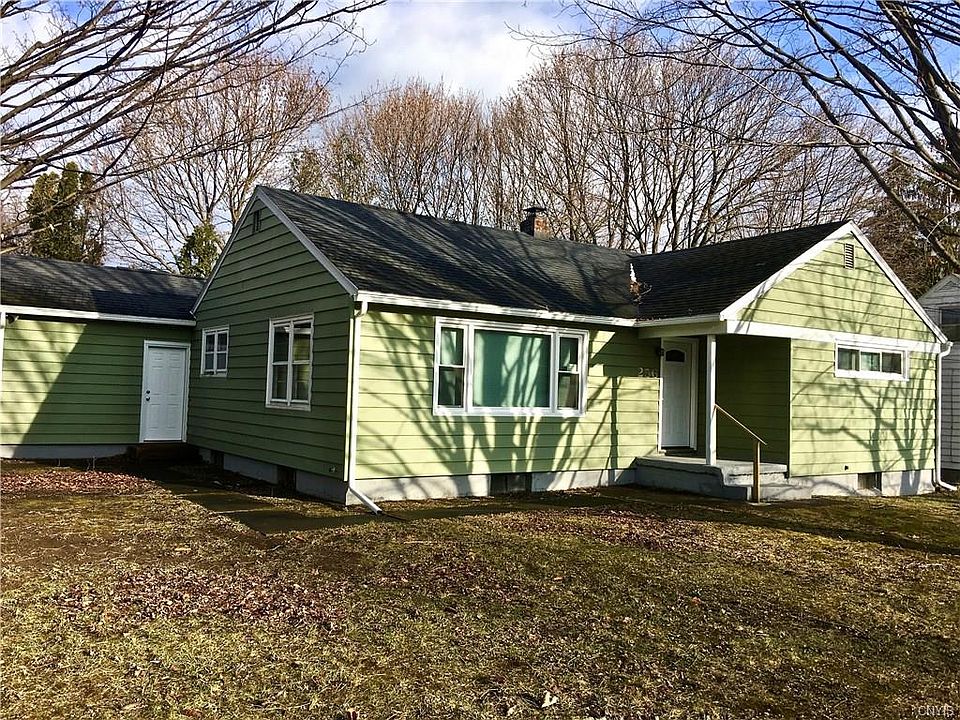 1st image of 256 Armstrong Pl