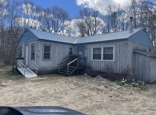 137 Limerick Rd, Arundel, ME 04046