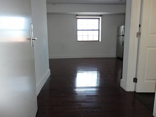 Rented by 5 Boro Realty Corp | media 36