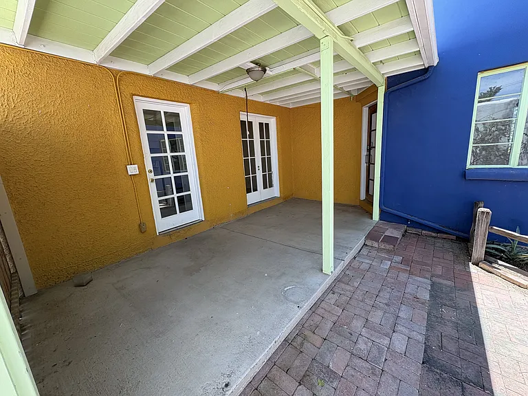 1317 N Dodge Blvd — Photo 25