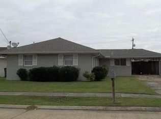 4835 Citrus Dr, New Orleans, LA 70127