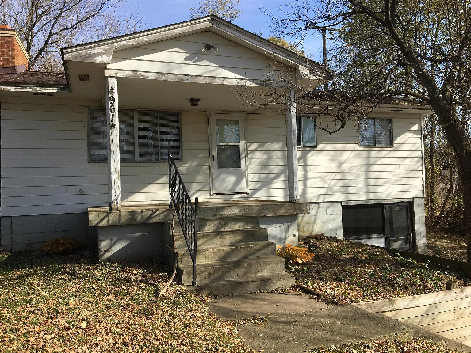 4961 Georgia Dr photo 1