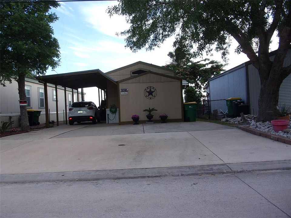 1st image of 2414 Bay Oaks Harbor Dr