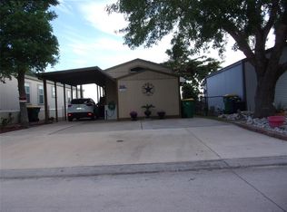 2414 Bay Oaks Harbor Dr, Baytown, TX 77523