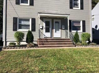 537 Olive Pl, Woodbridge, NJ 07095