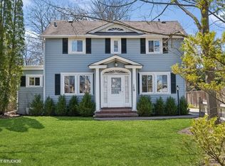 150 Linden Ave, Glencoe, IL