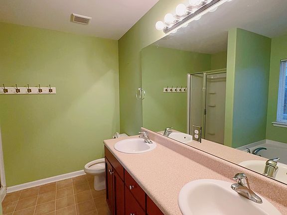 4th image of 238 Harmony Blvd