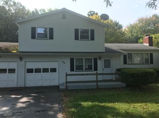 66 Royal View Dr, Rochester, NY 14625