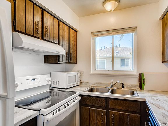 4th image of 3354 S Flower St APT 57