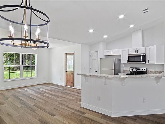 5th image of 9374 SE 157th Pl