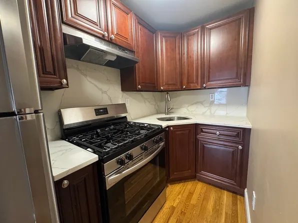 25 Havemeyer Street image 1 of 5