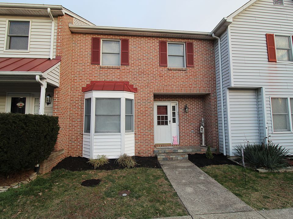 1st image of 221 Wankoma Dr