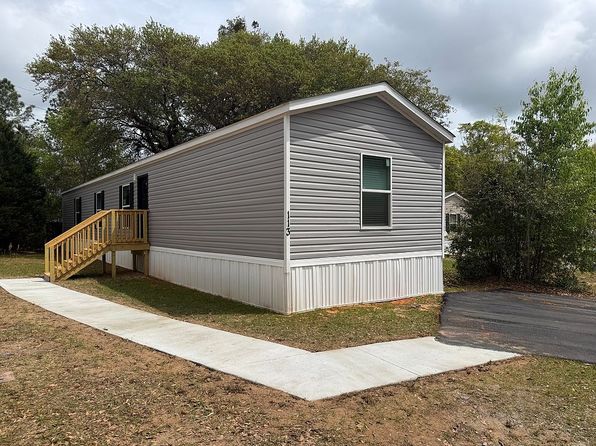 113 Greenpark Dr