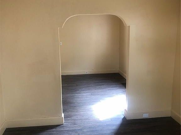 2nd image of 3557 W 47th St