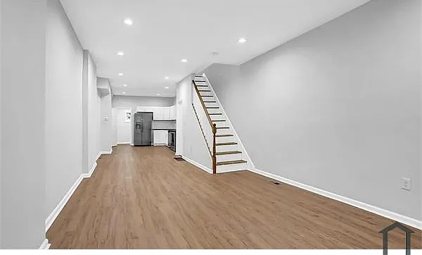 2234 W Fayette St — Photo 14